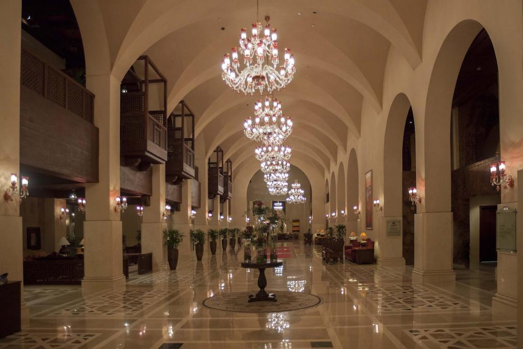Islamabad Serena Hotel Bagian luar foto