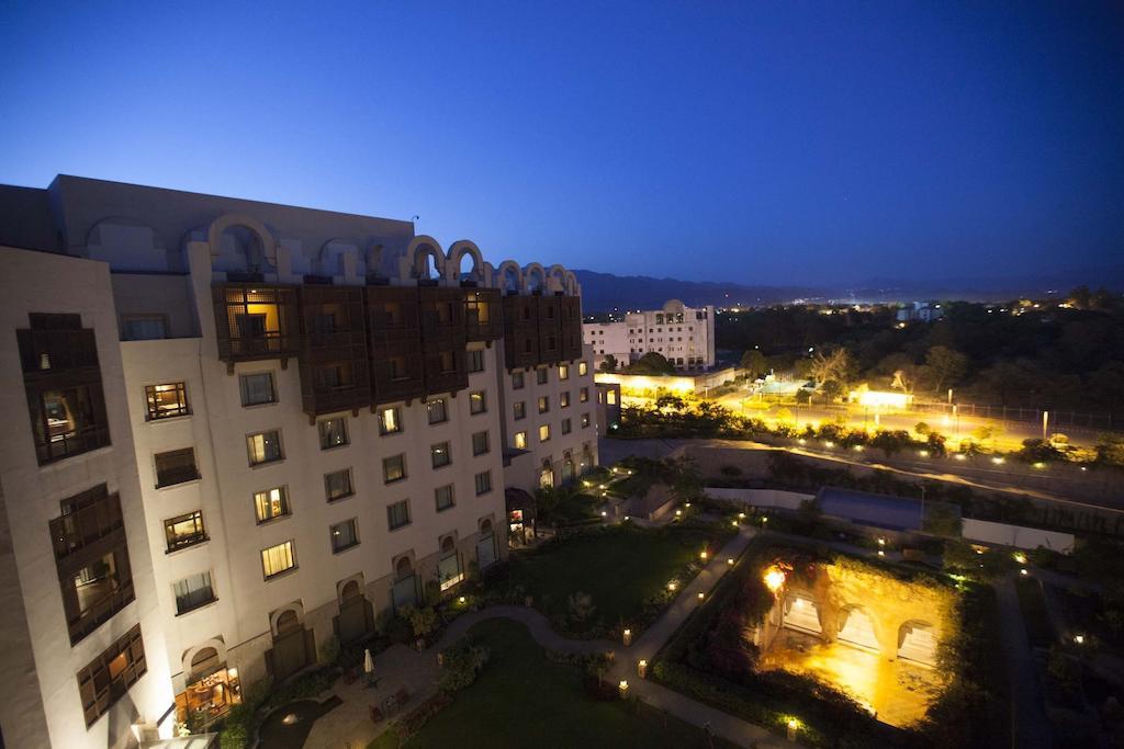 Islamabad Serena Hotel Bagian luar foto