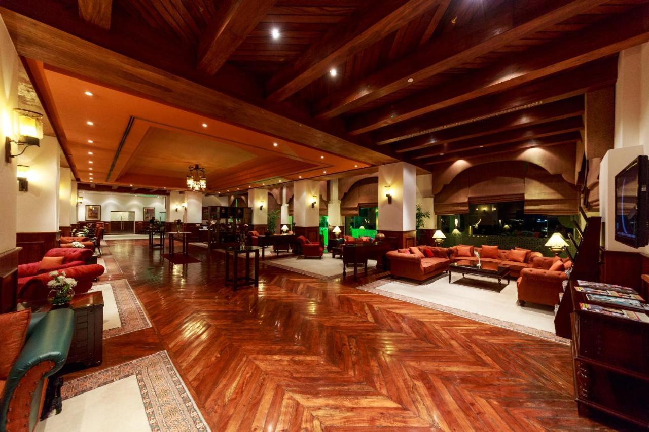 Islamabad Serena Hotel Bagian luar foto